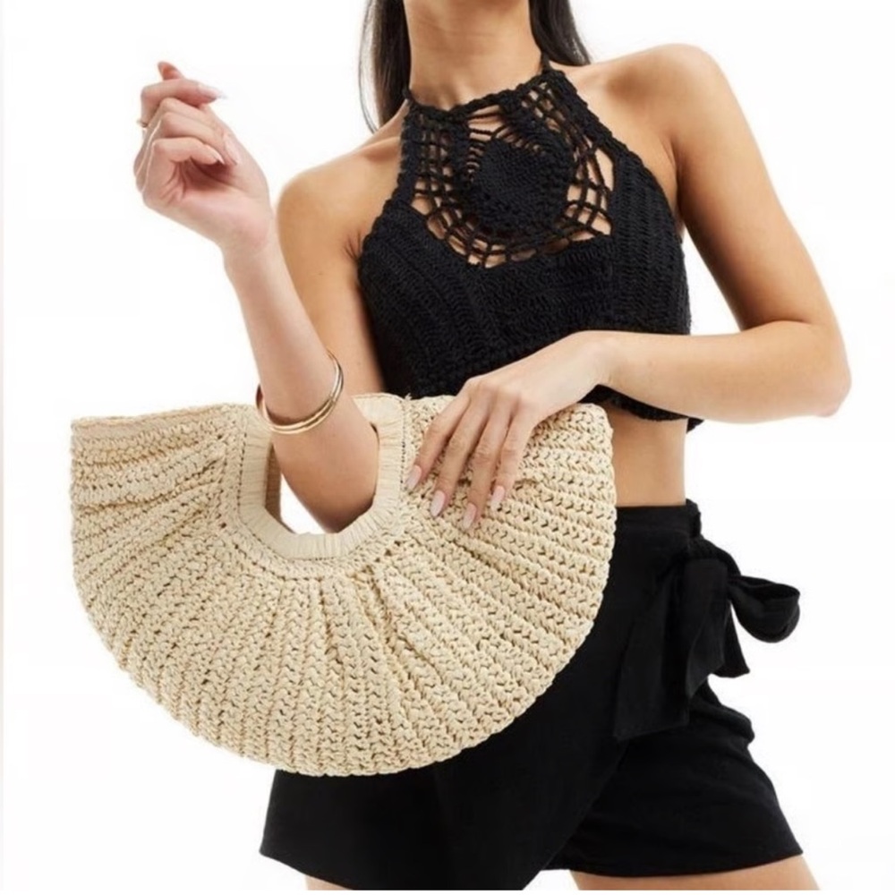 ⭐️NWOT Ramla Woven Crescent Boho Bag⭐️